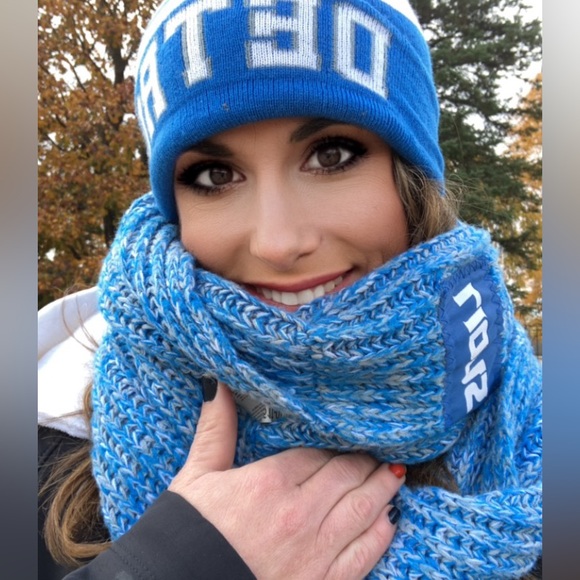 Meet your Posher, Meghan - Picture 2 of 4